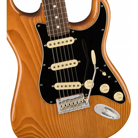 Fender AM Pro II Strat MN RST Pine