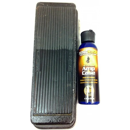 Music Nomad Amp & Case Cleaner MN107