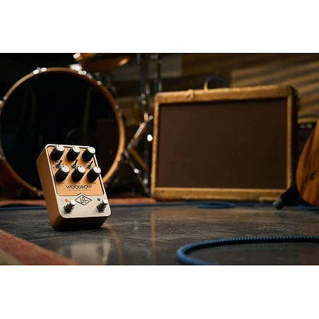 Universal Audio Woodrow '55 Instrument Amplifier Pedal