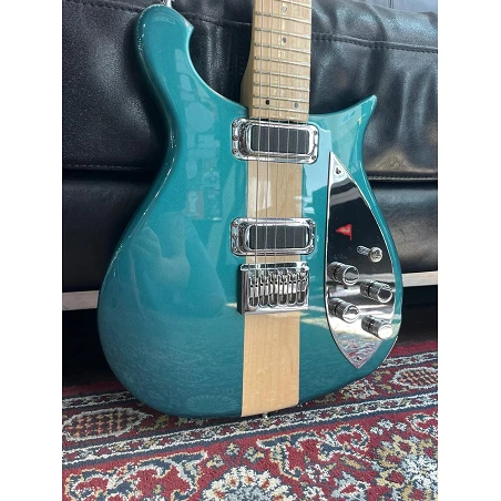 Rickenbacker 650A Atlantis Turquoise Año 97 *Used