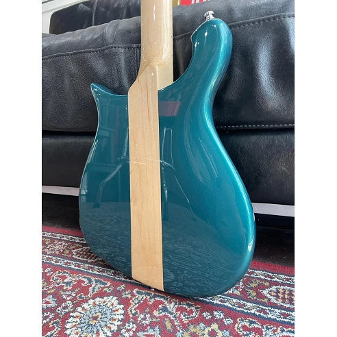 Rickenbacker 650A Atlantis Turquoise...