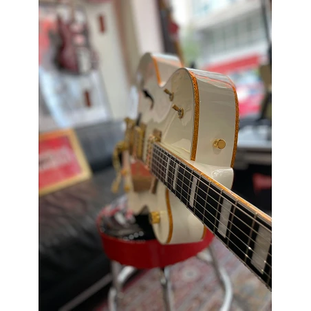 Gretsch G7593 White Falcon 2003 New Old Stock *Used