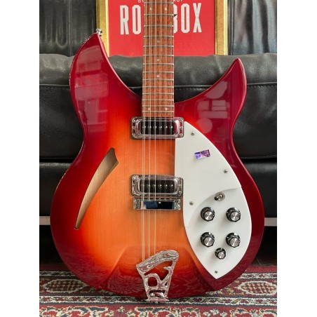Rickenbacker 330/12 Fireglo 97 Impecable *Used