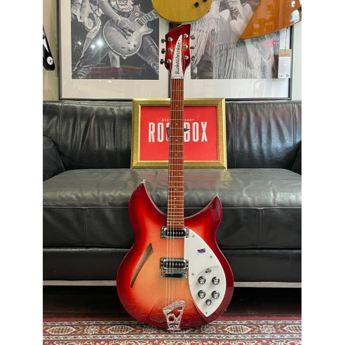 Rickenbacker 330 Fireglo 1998 (Real...
