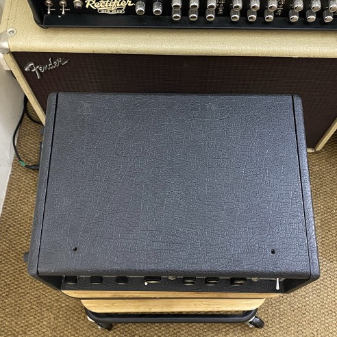 Roland Space Echo RE-201 Original...