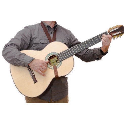 Righton Classical Hook Havana Correa