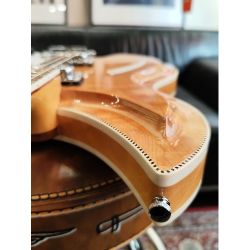 Rickenbacker 381 V69 MG *Used