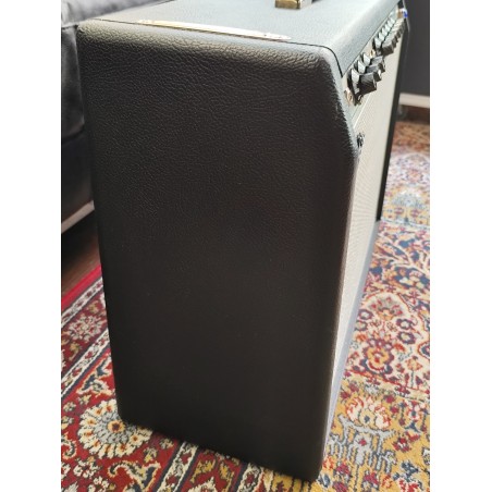 Fender 68 Deluxe Reverb Combo *Used