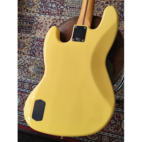 Fender Jazz Bass Deluxe Vintage White...
