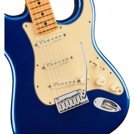 Fender AM Ultra Strat MN Cobra Blue